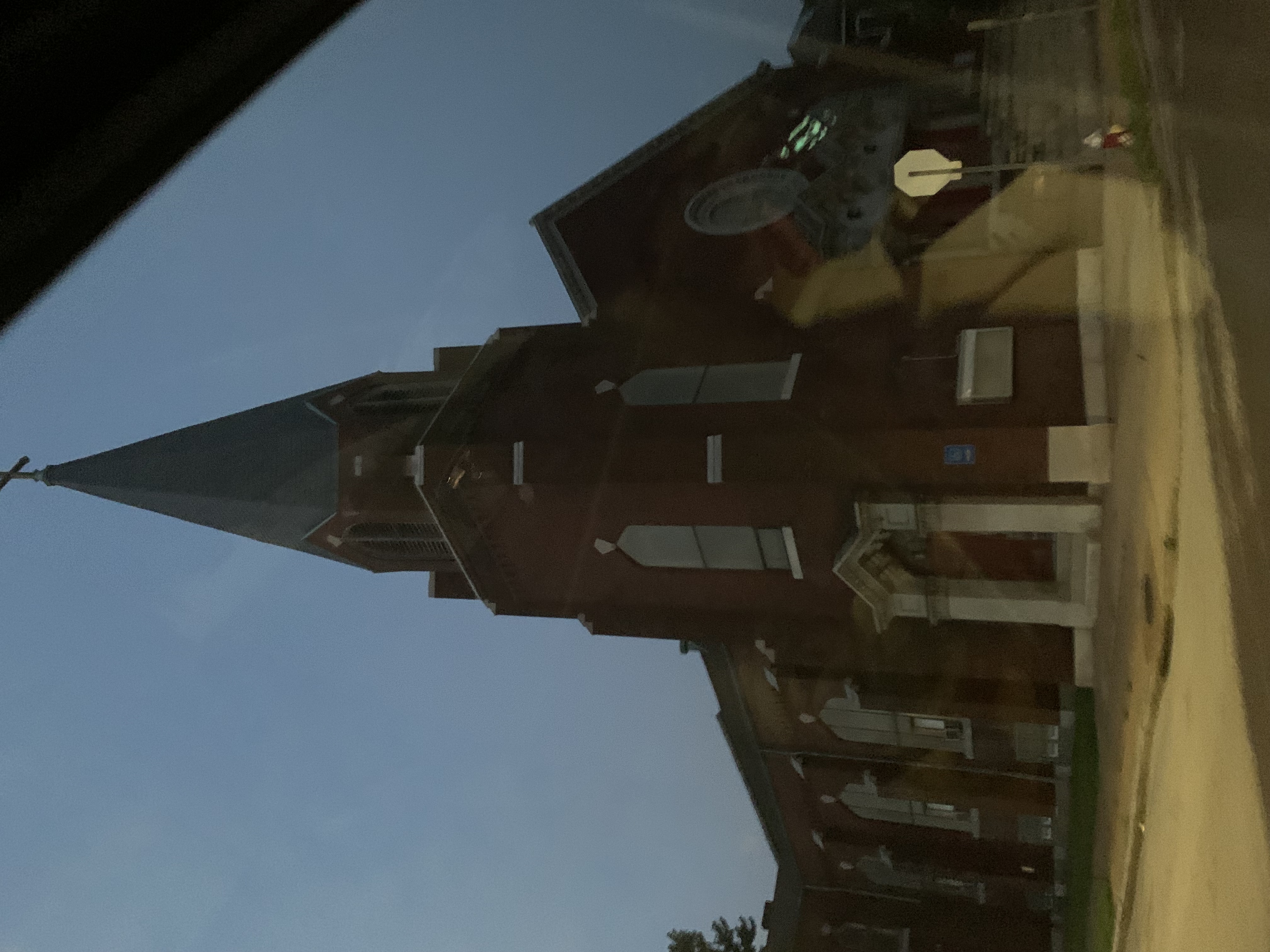 ./2022/06 - St Louis/02 - Day 2/20220522-203737677.JPG